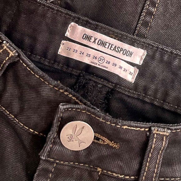 NWT!! ONE x ONE TEASPOON Black Van Juliettes Denim Cut Off Shorts Size 27 - Picture 13 of 16